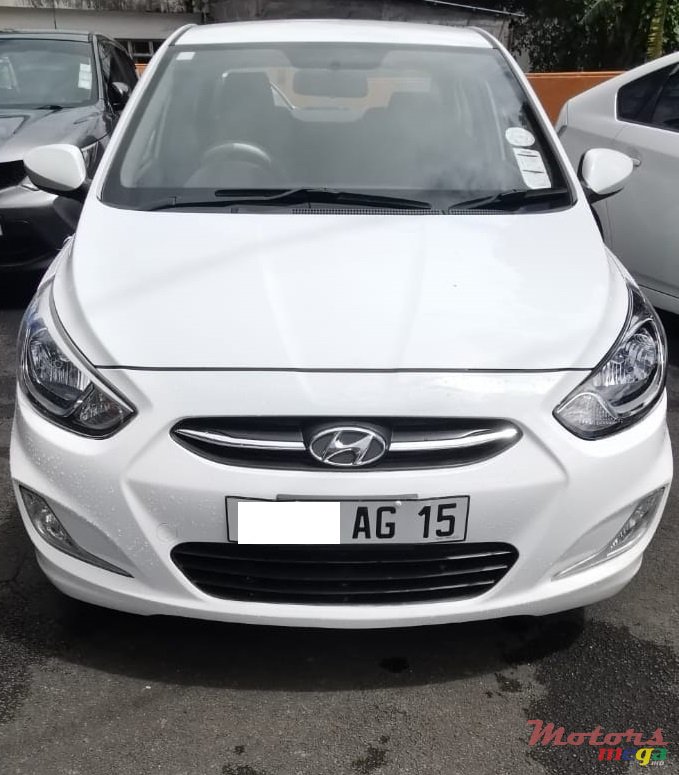 2015' Hyundai Accent photo #1