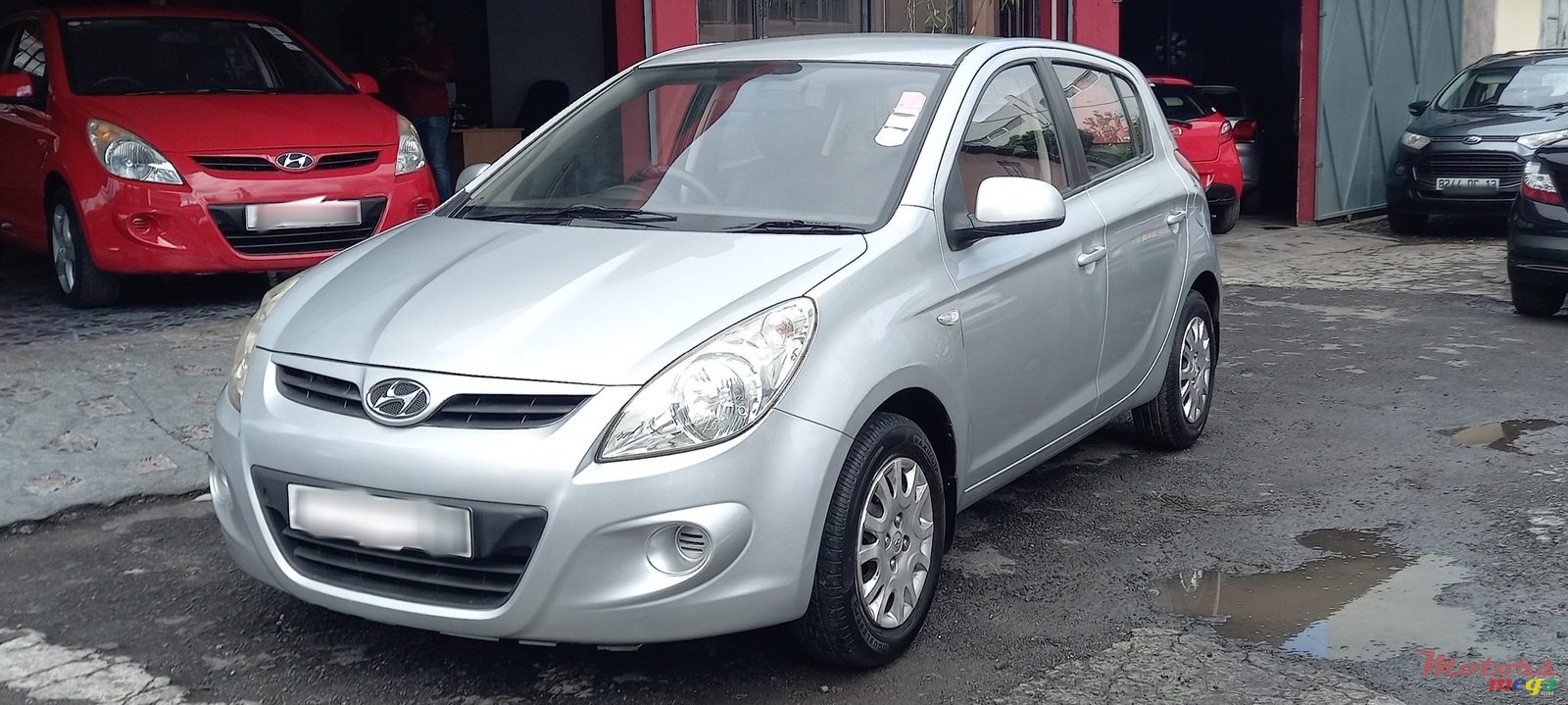 2011' Hyundai i20 photo #1