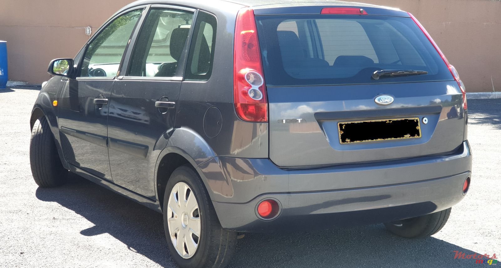 2007' Ford Fiesta photo #2