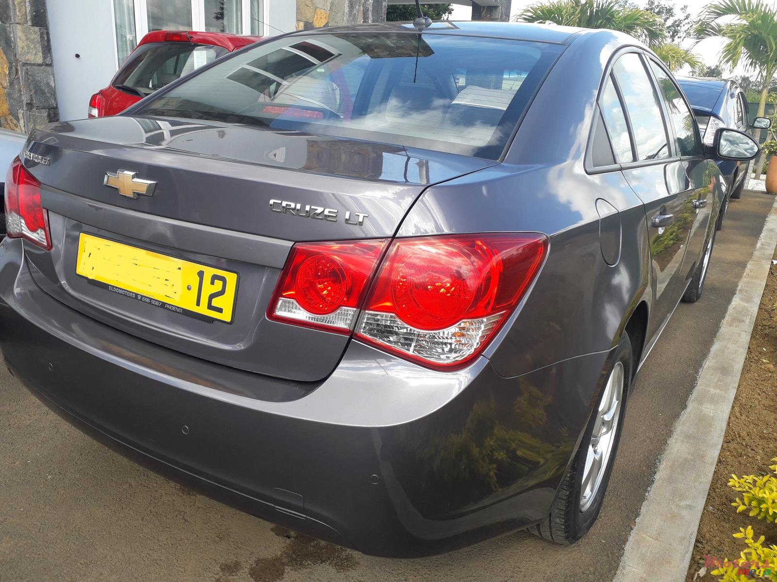 2012' Chevrolet Manual photo #1