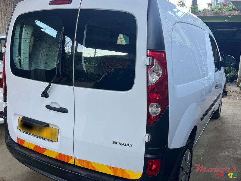 2014' Renault Kangoo Gaz,electric windows,backseat photo #1