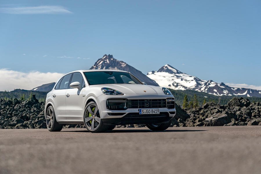Porsche Cayenne to gain all-electric power in 2026