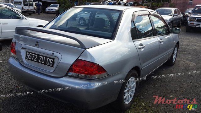 2006' Mitsubishi photo #2