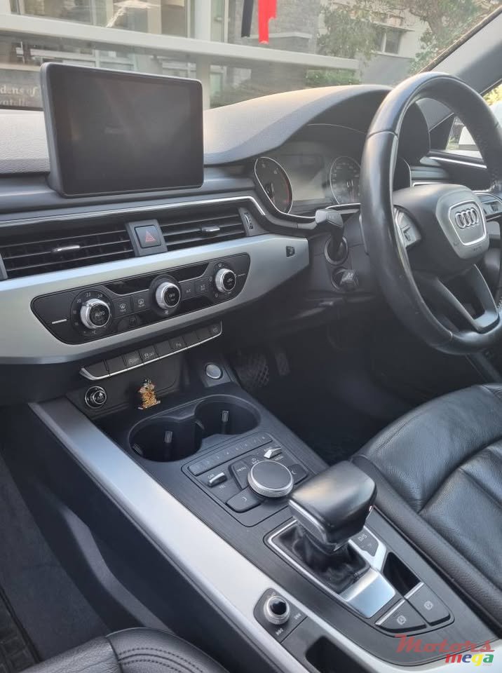 2018' Audi A4 photo #2