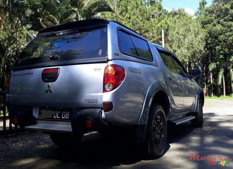 2008' Mitsubishi L 200 Sportero  4x4 turbo photo #2