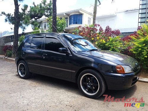 1997' Toyota Starlet photo #1