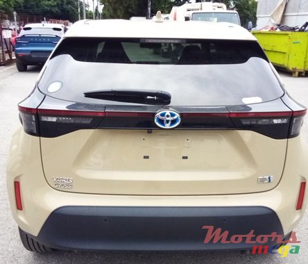 2021' Toyota Yaris Cross photo #2