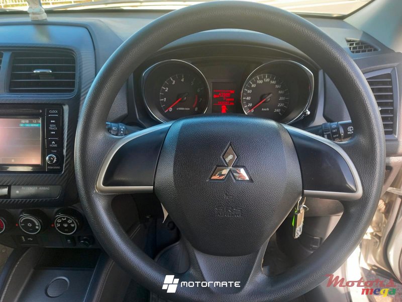 2018' Mitsubishi ASX photo #6