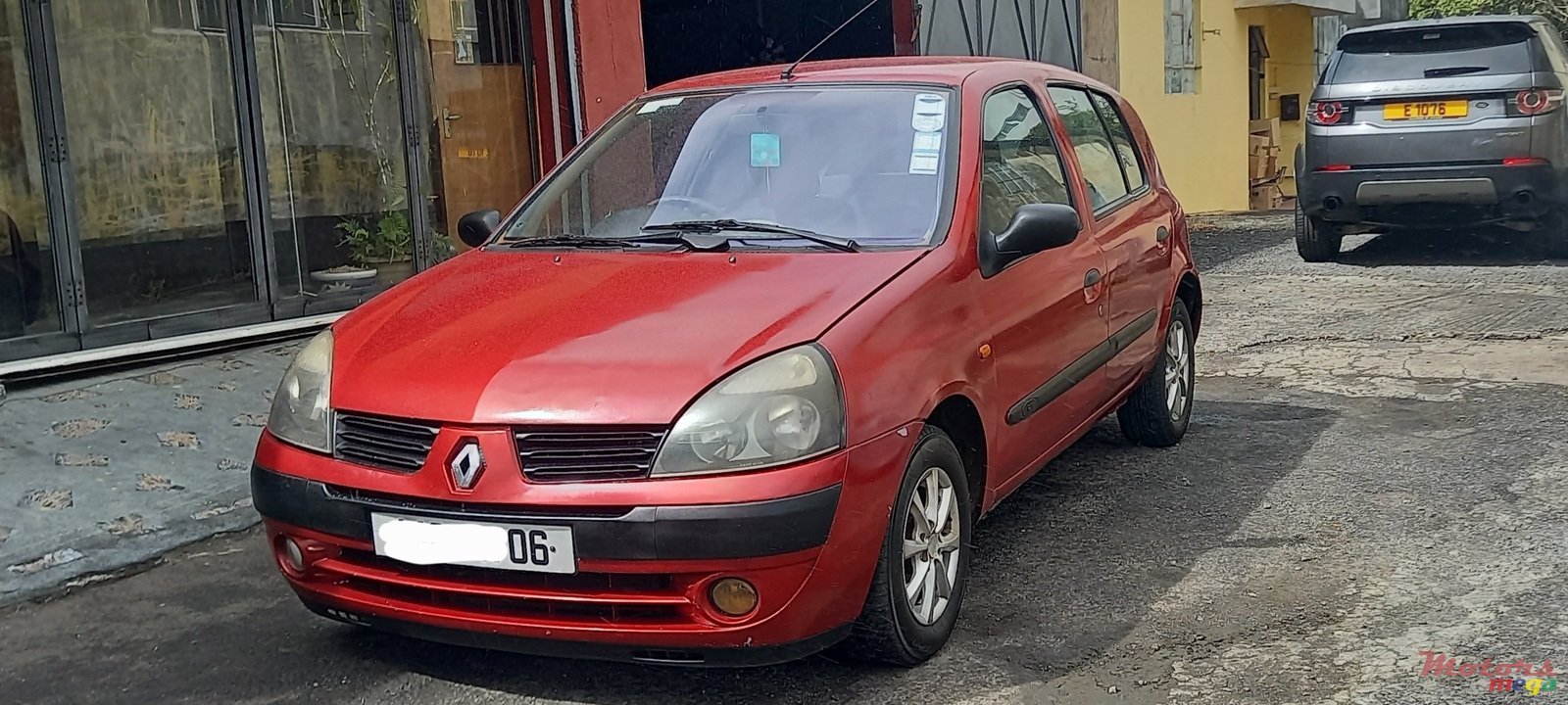 2006' Renault Clio photo #1