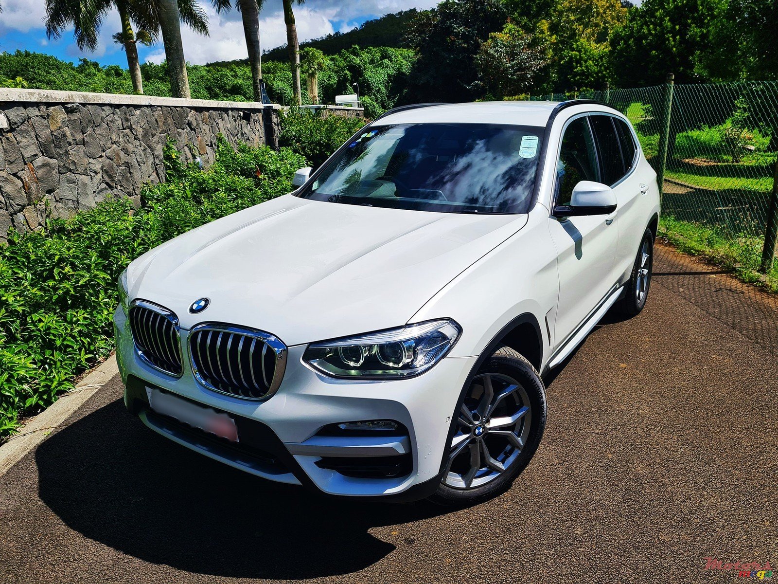 2019' BMW X3 XLine SDrive 20i photo #3