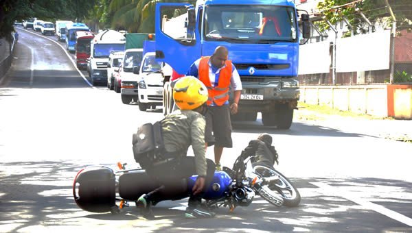 Grno: a Woman Hit by a Motorcycle