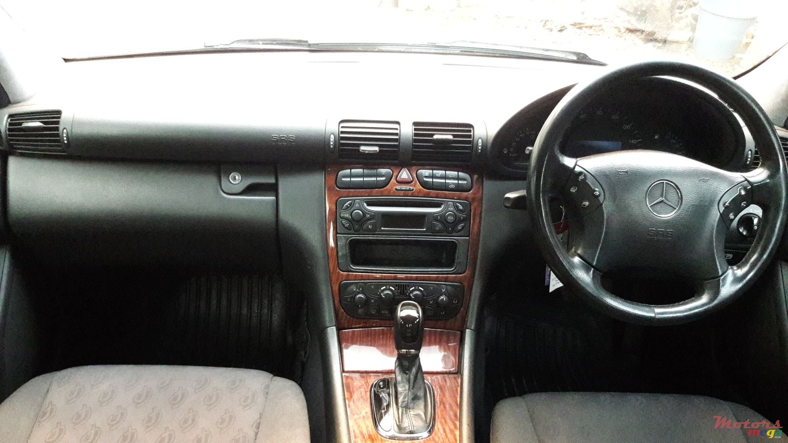 2003' Mercedes-Benz C-Class photo #4