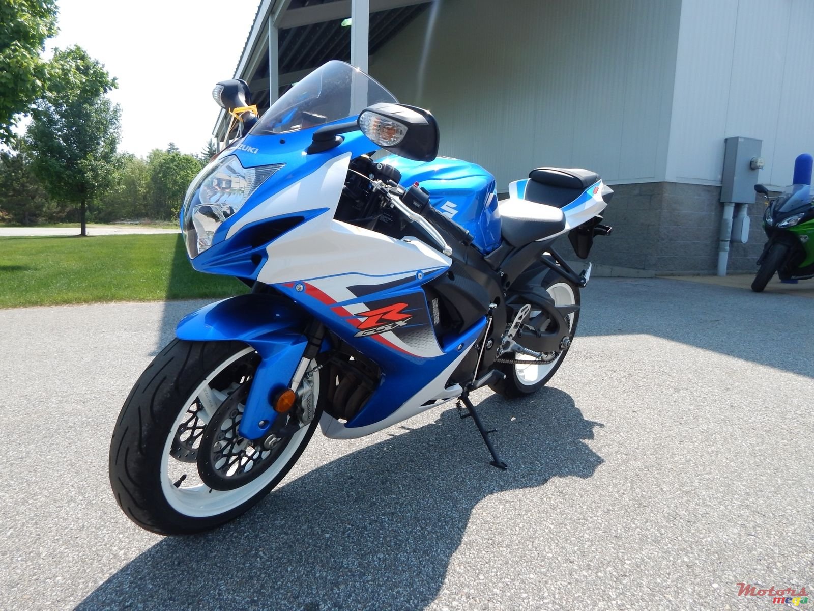 2013' Suzuki photo #1