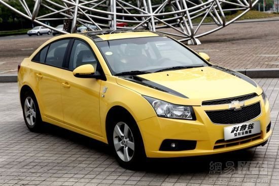 Chevrolet unleashes Bumblebee Cruze in China