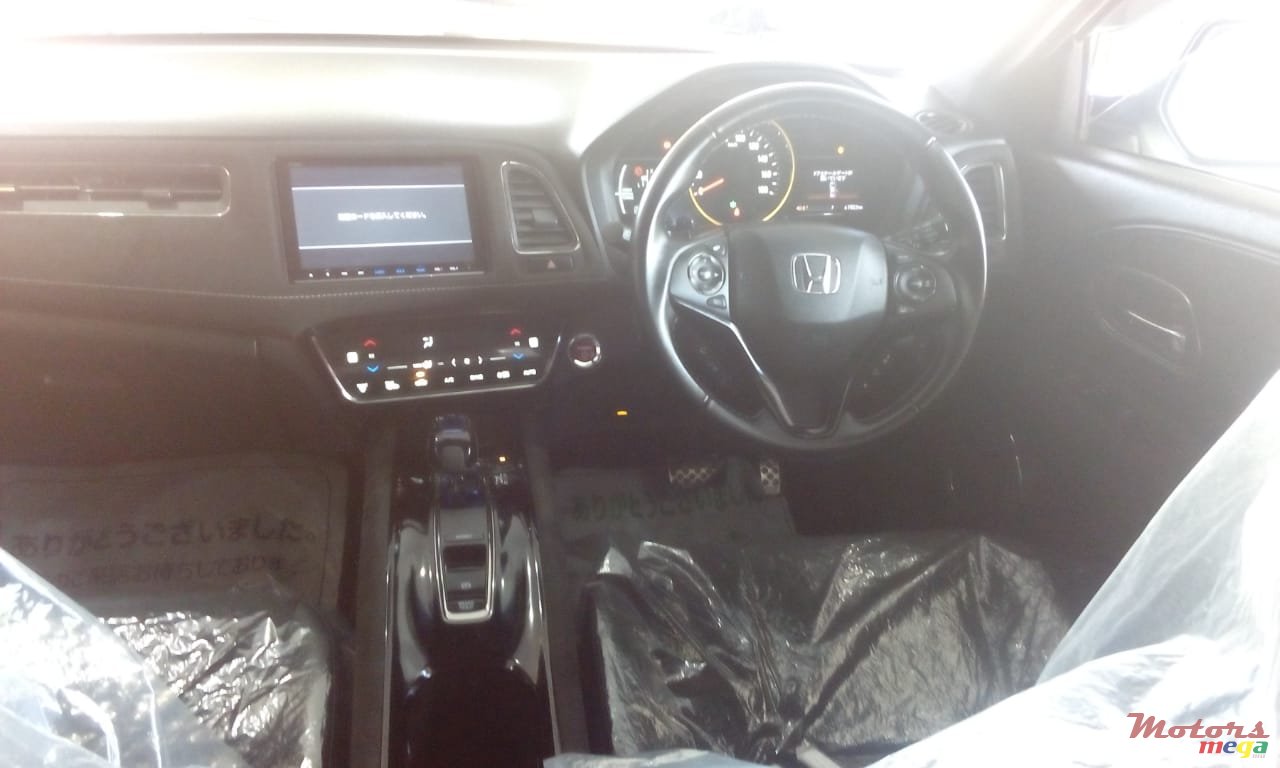2017' Honda VEZEL RS SENSING photo #2