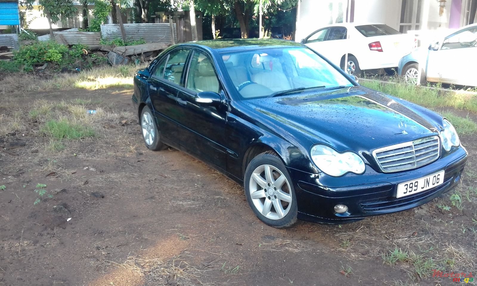2006' Mercedes-Benz C-Class photo #2