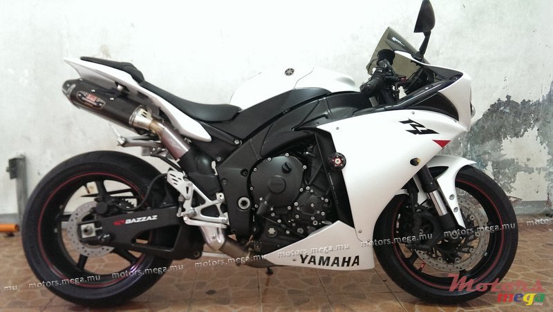 2010' Yamaha yoshimura exhaust photo #1