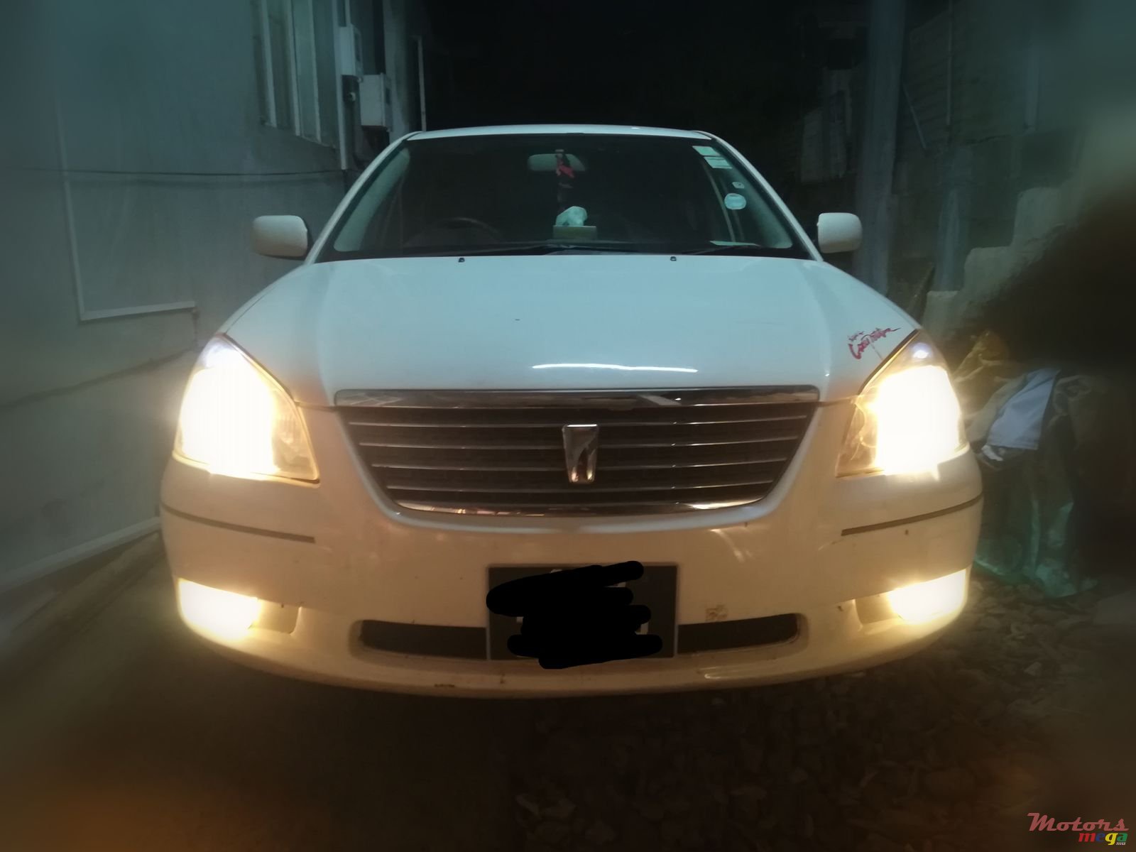 2003' Toyota Premio photo #3