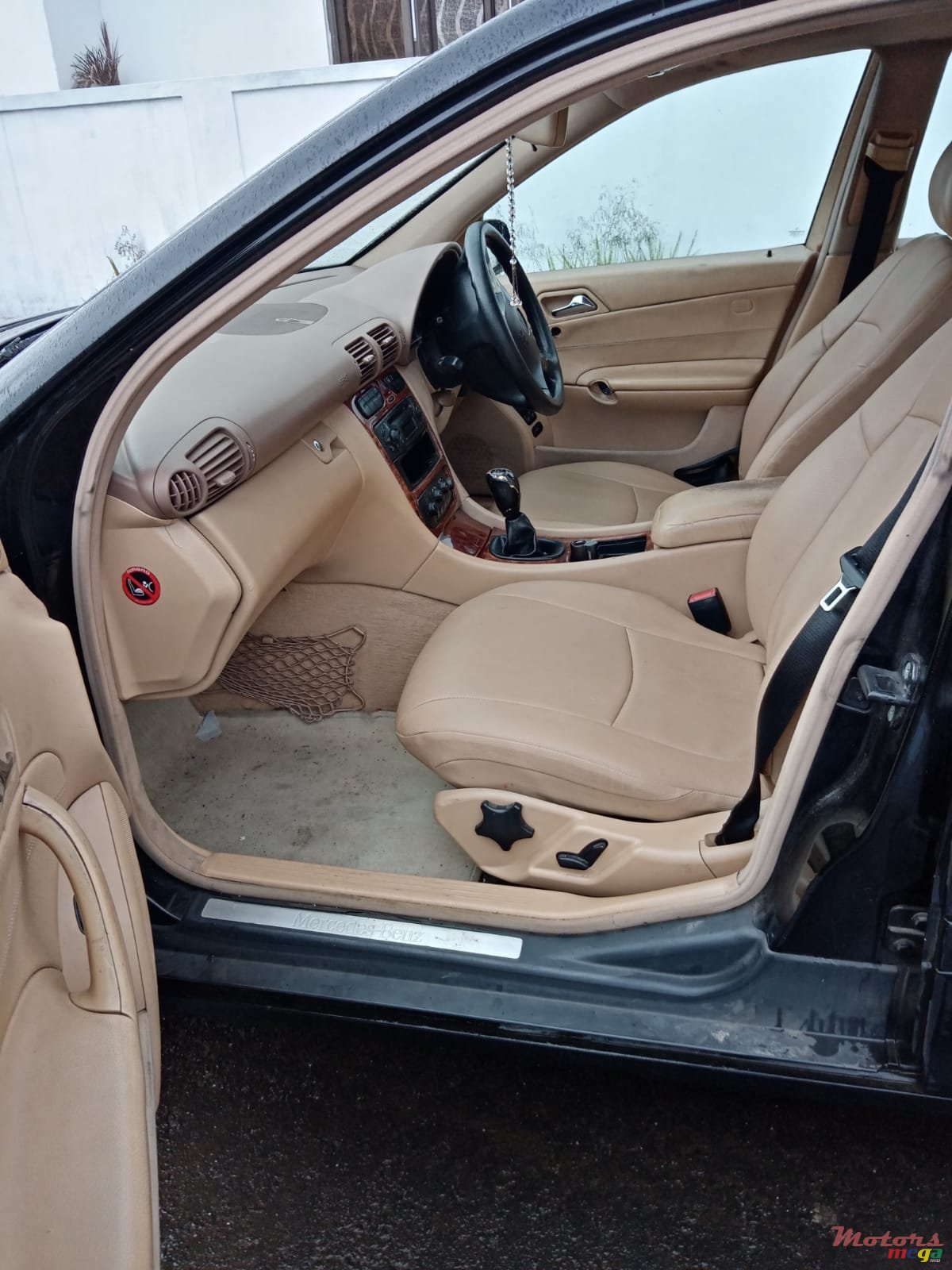 2003' Mercedes-Benz C-Class photo #4