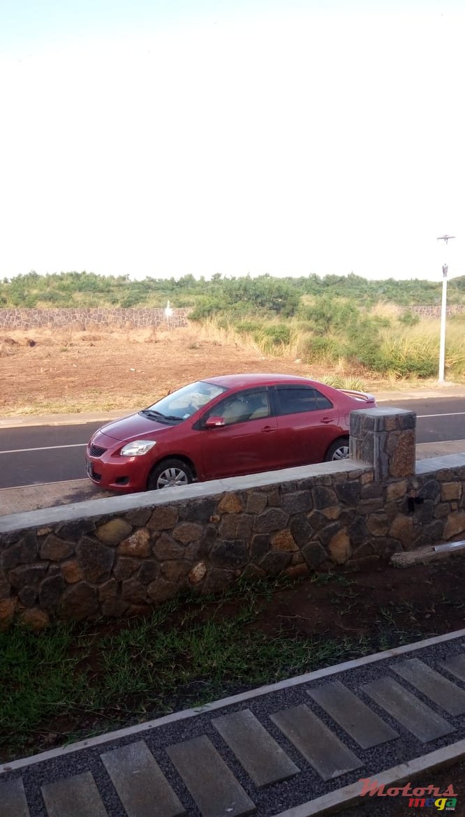 2010' Toyota belta photo #2