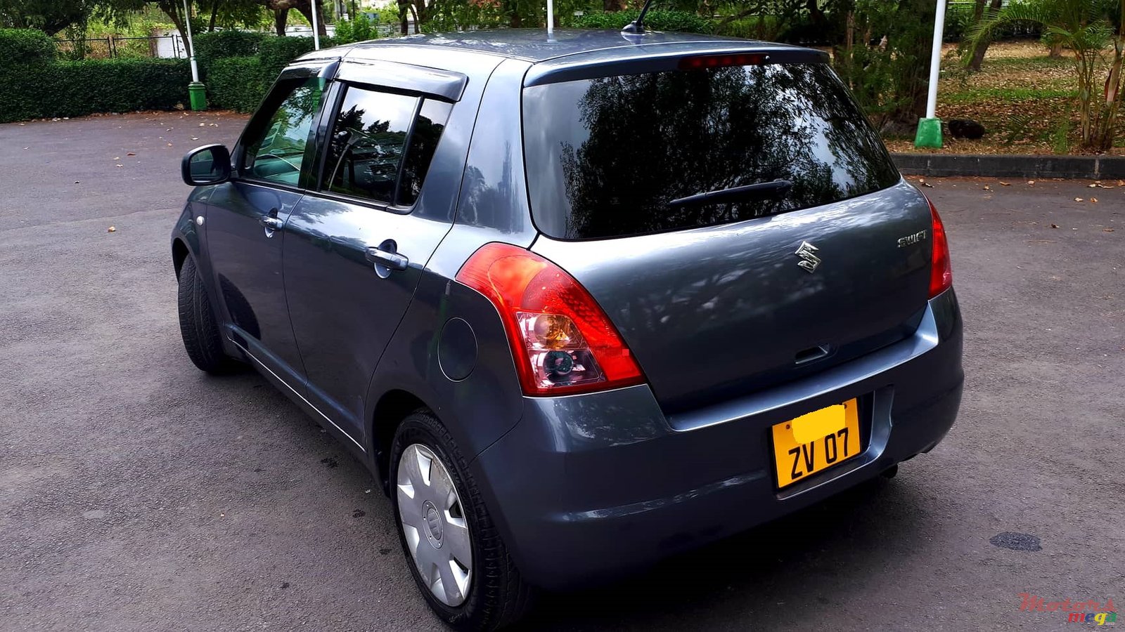 2007' Suzuki Swift Japan photo #4