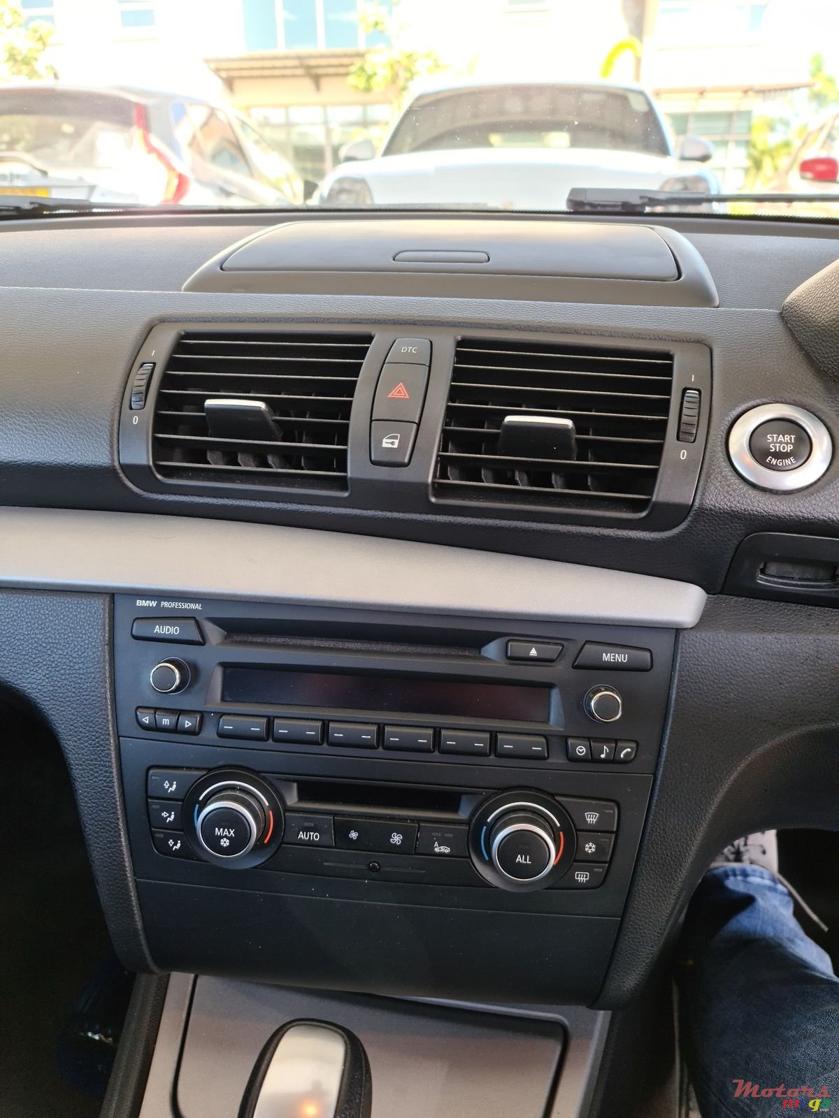 2010' BMW 1 Series LCI  UE46 photo #2