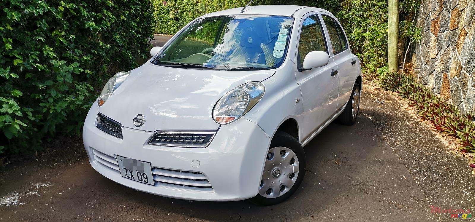 2009' Nissan March photo #2