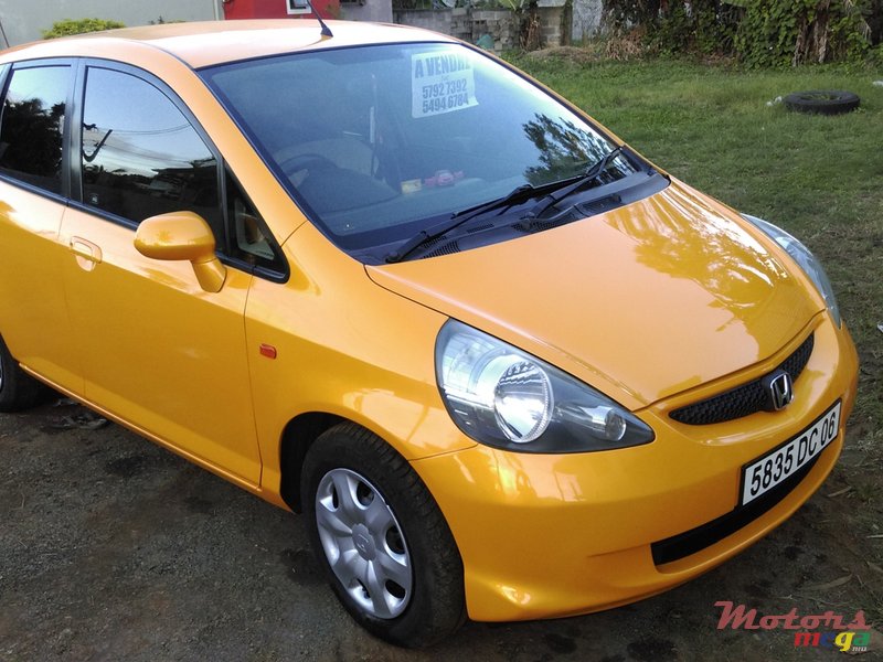 2006' Honda Jazz photo #1