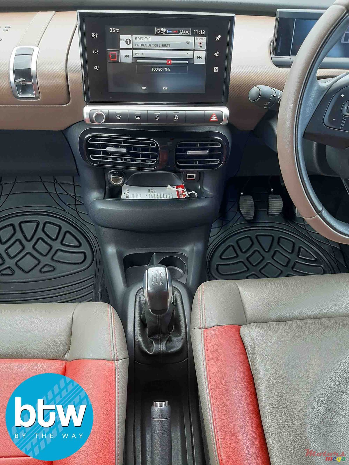 2018' Citroen C4 photo #6