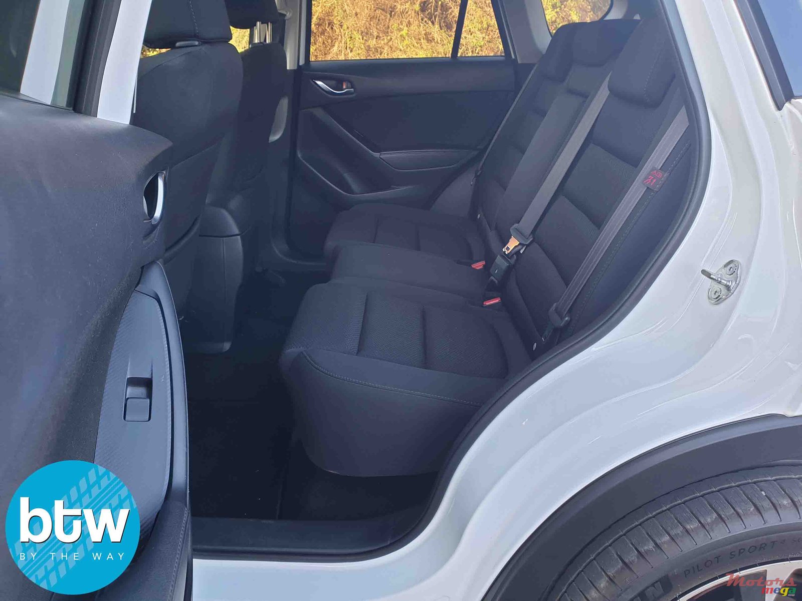 2016' Mazda CX-5 (KS76) photo #3