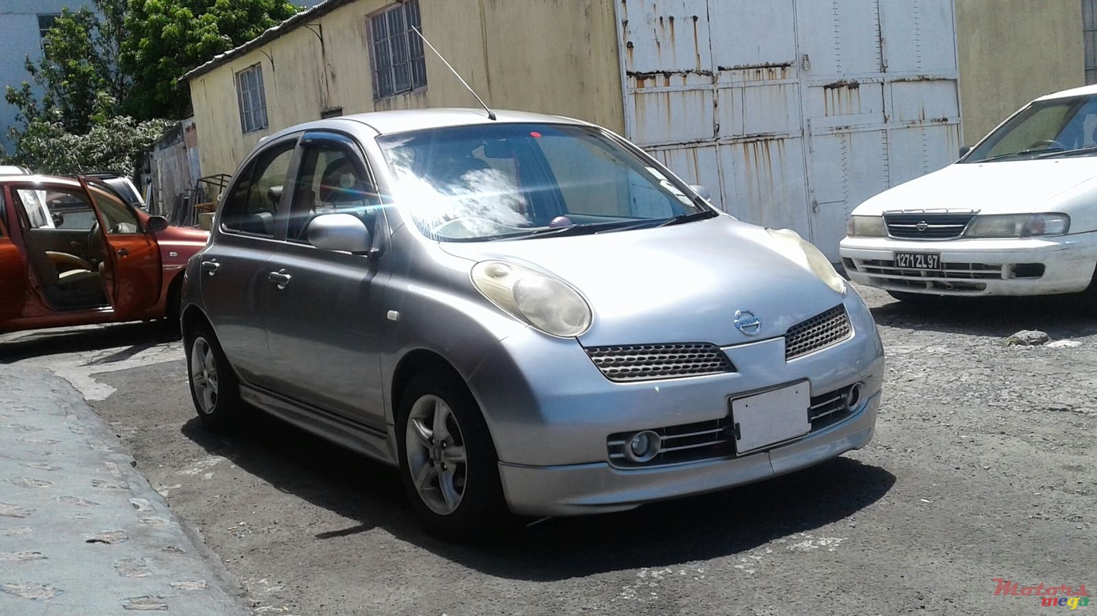 2005' Nissan March AK12 photo #2