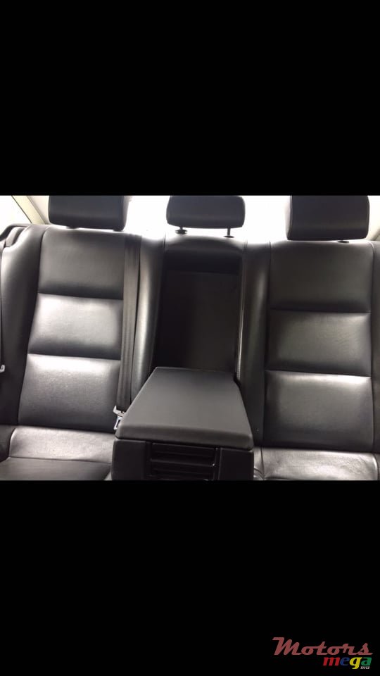 2011' Audi A6 photo #4