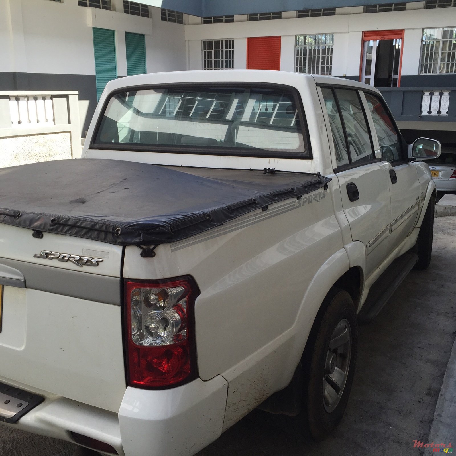 2007' SsangYong Musso Sport double cabine 4X2 photo #6