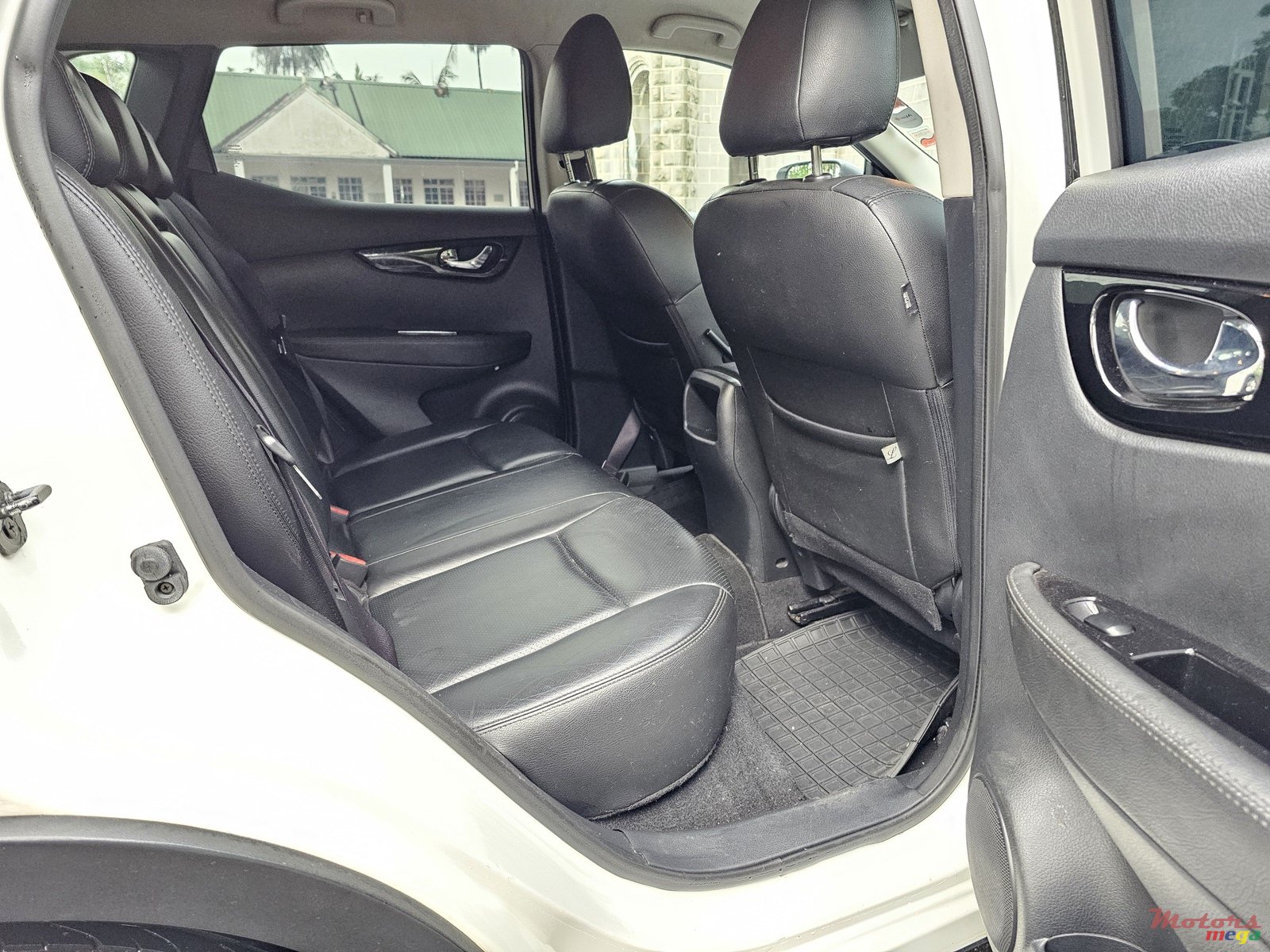 2015' Nissan Qashqai photo #6