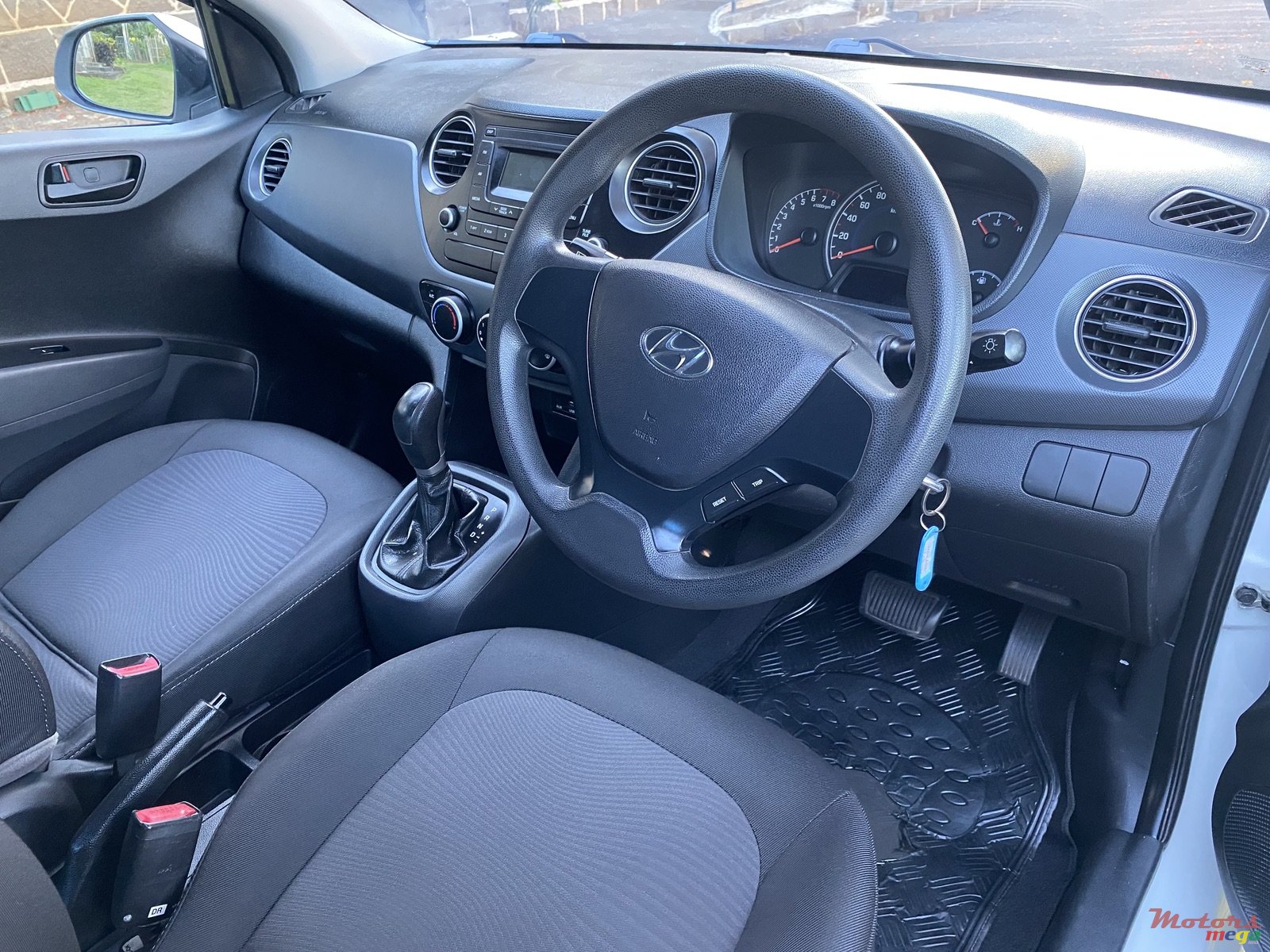 2019' Hyundai i10 Grand photo #6