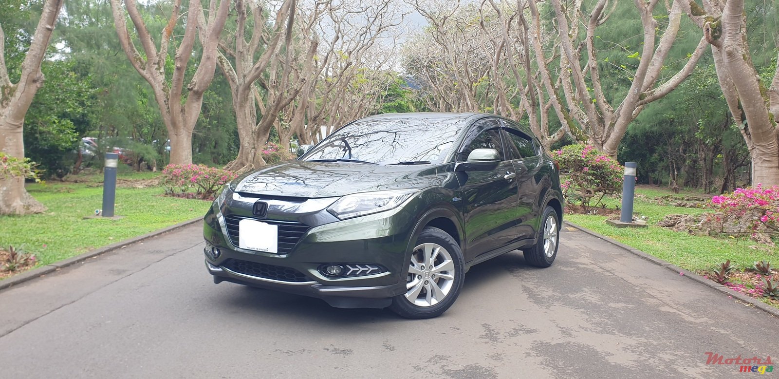 2014' Honda HR-V Vezel photo #2