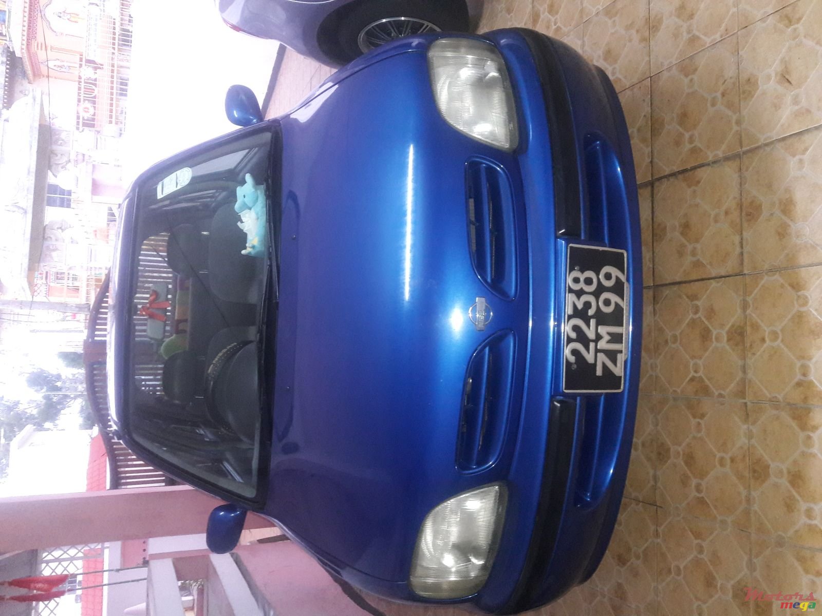 1999' Nissan March photo #1