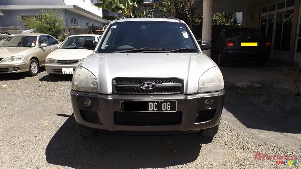 2006' Hyundai Tucson photo #1