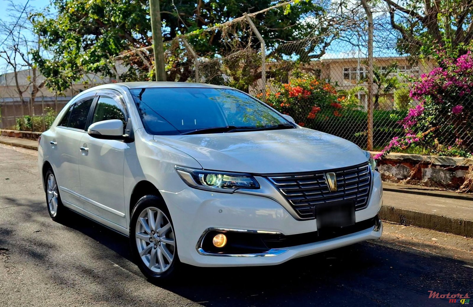 2021' Toyota Premio photo #1