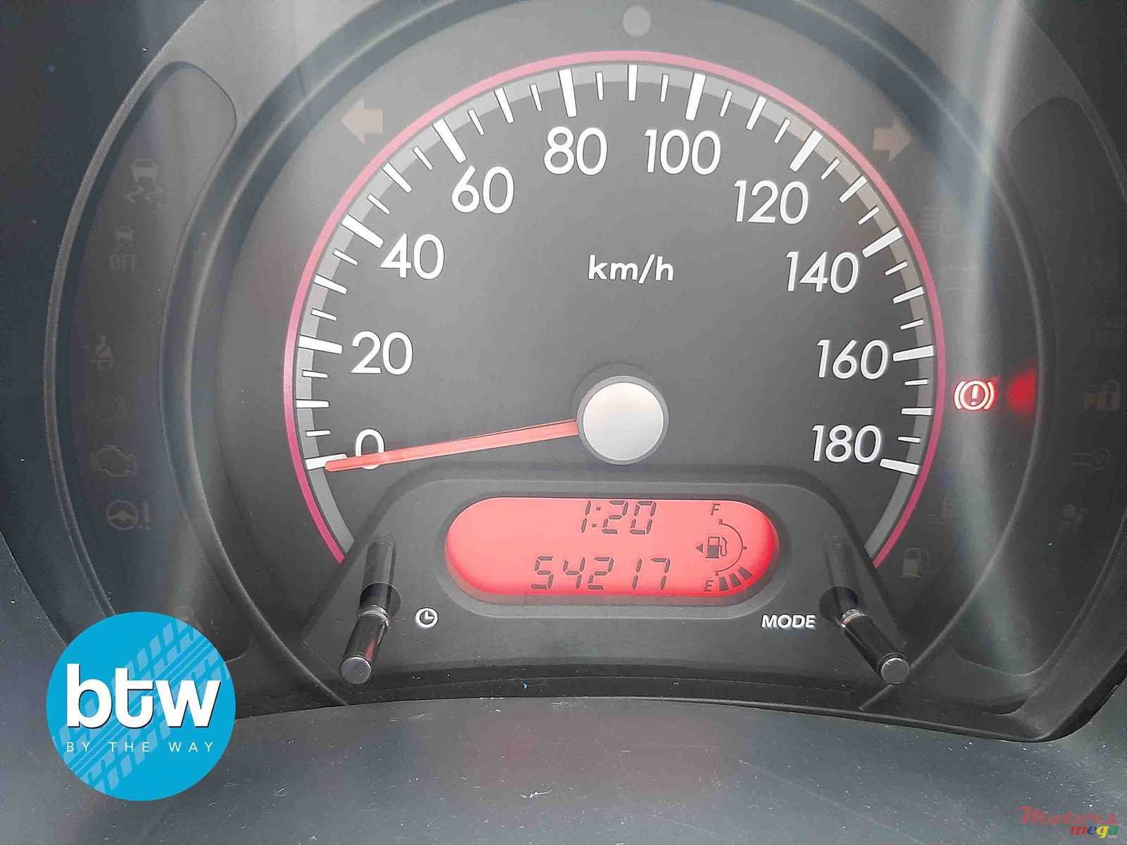 2013' Suzuki Celerio photo #7