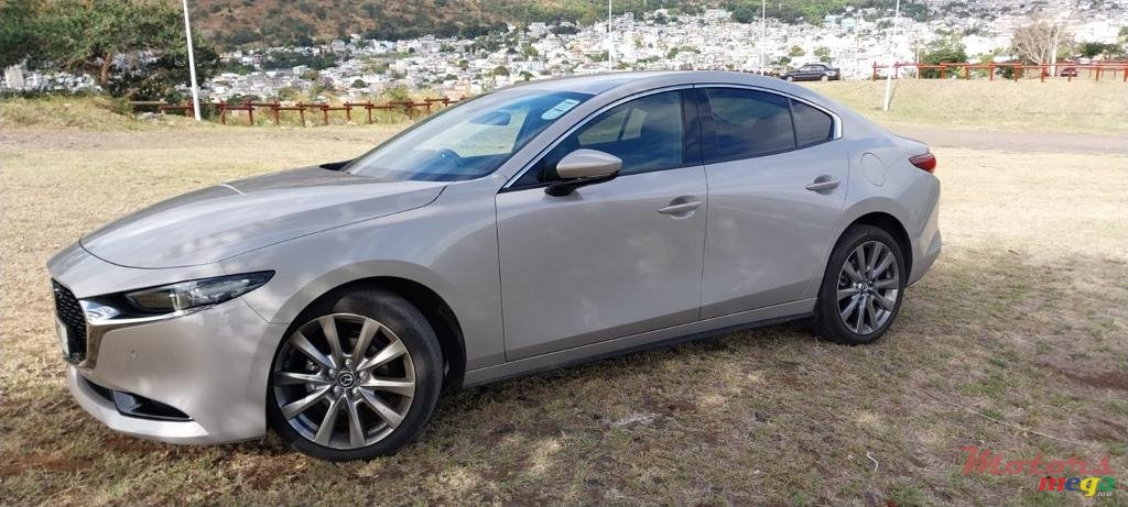 2023' Mazda 3 photo #3