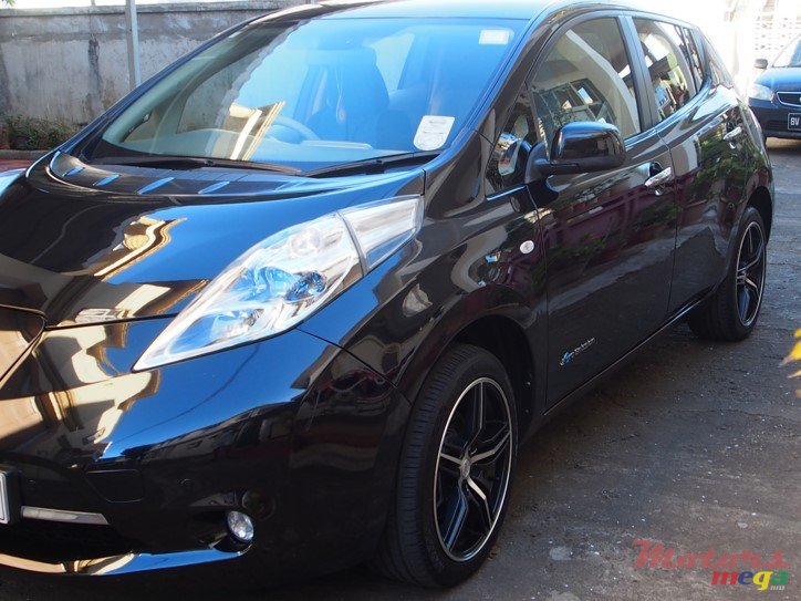 2012' Nissan Leaf photo #4
