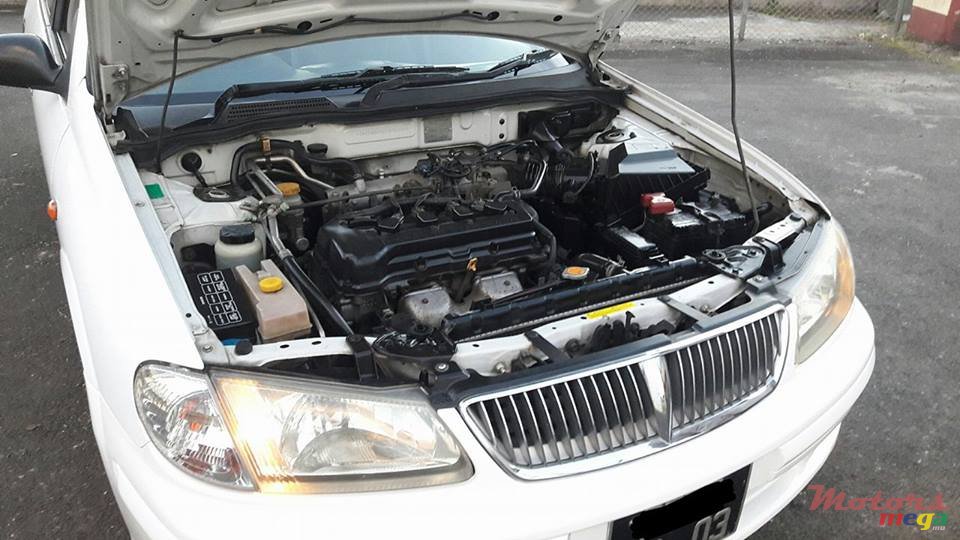 2003' Nissan Sunny photo #5