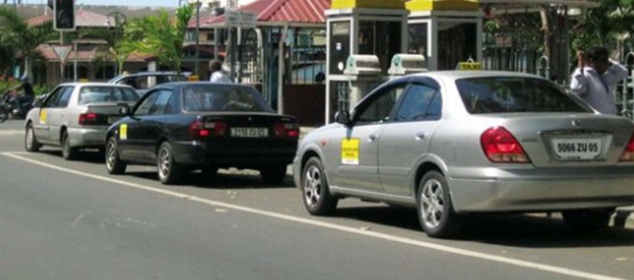 Uber vs taxi traditionnel : Une course contre la compétition