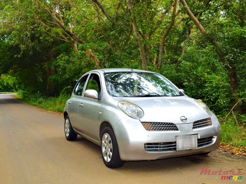 2002' Nissan March photo #6