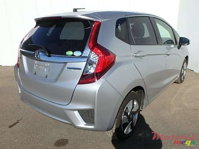 2014' Honda Fit Hybrid photo #7
