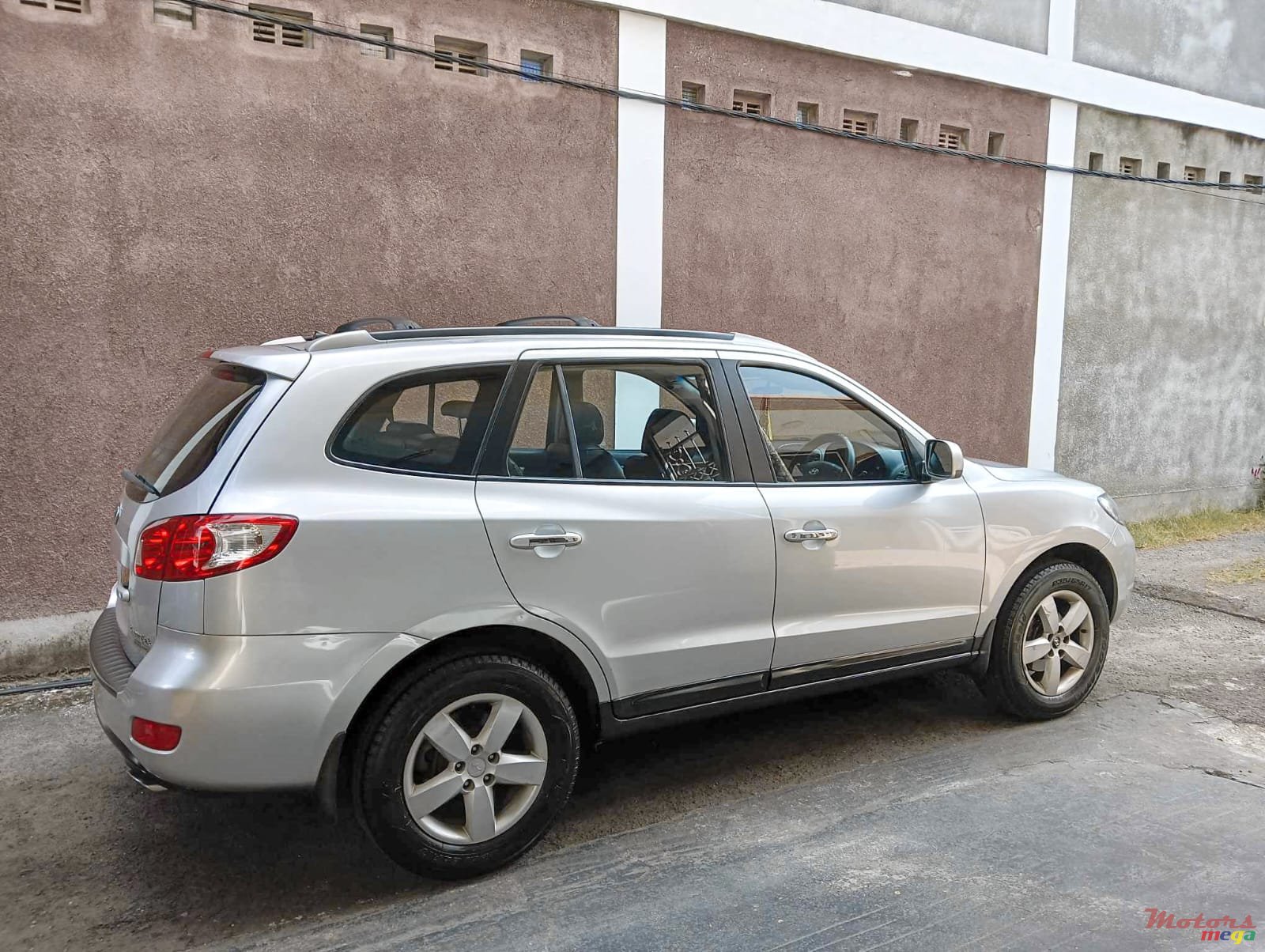 2008' Hyundai Santa Fe Second generation (CM; 2005) photo #2