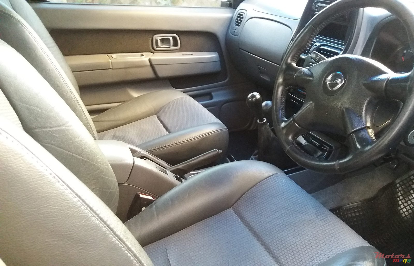 2008' Nissan Hardbody photo #3