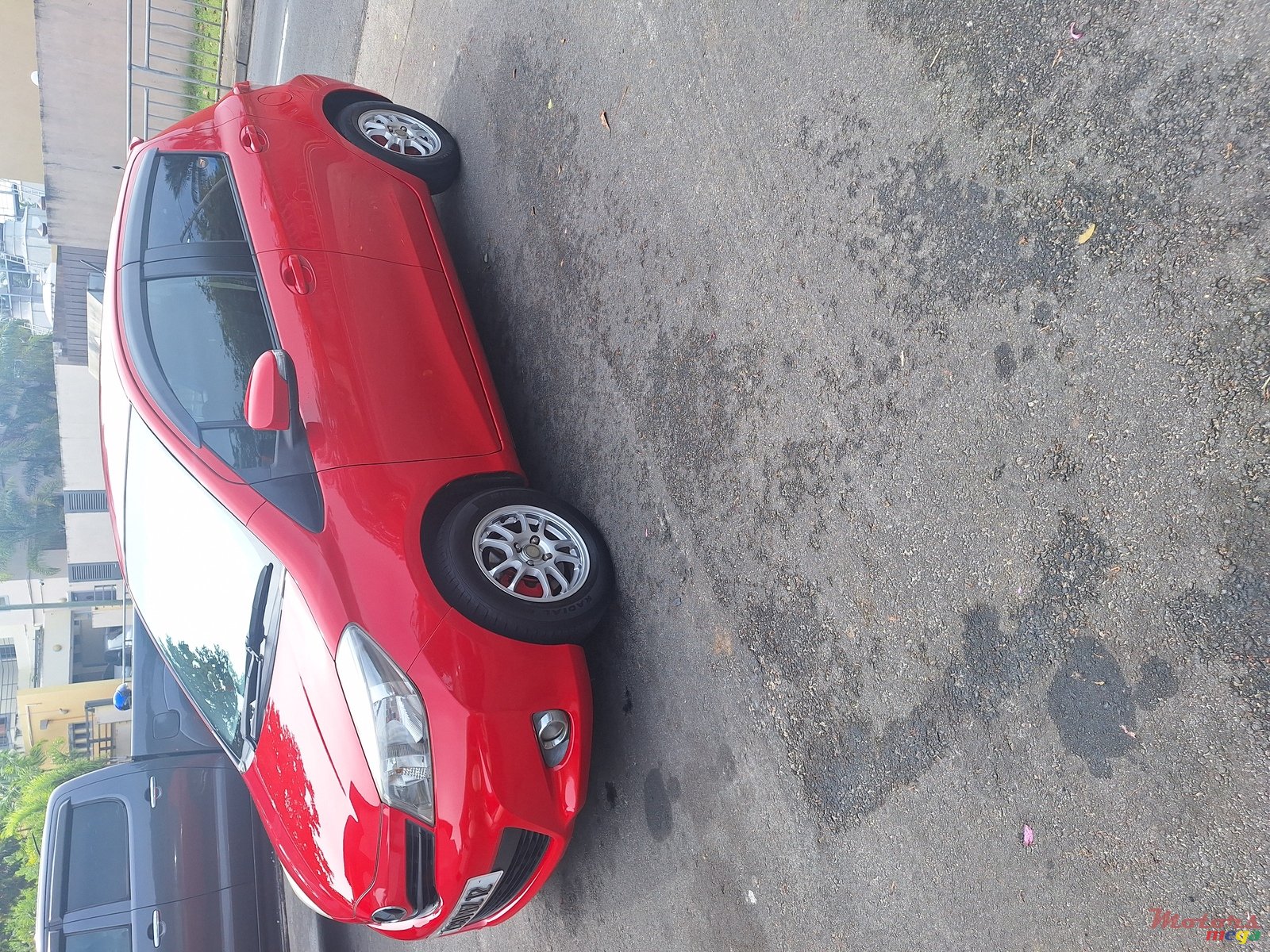 2012' Toyota Vitz photo #1