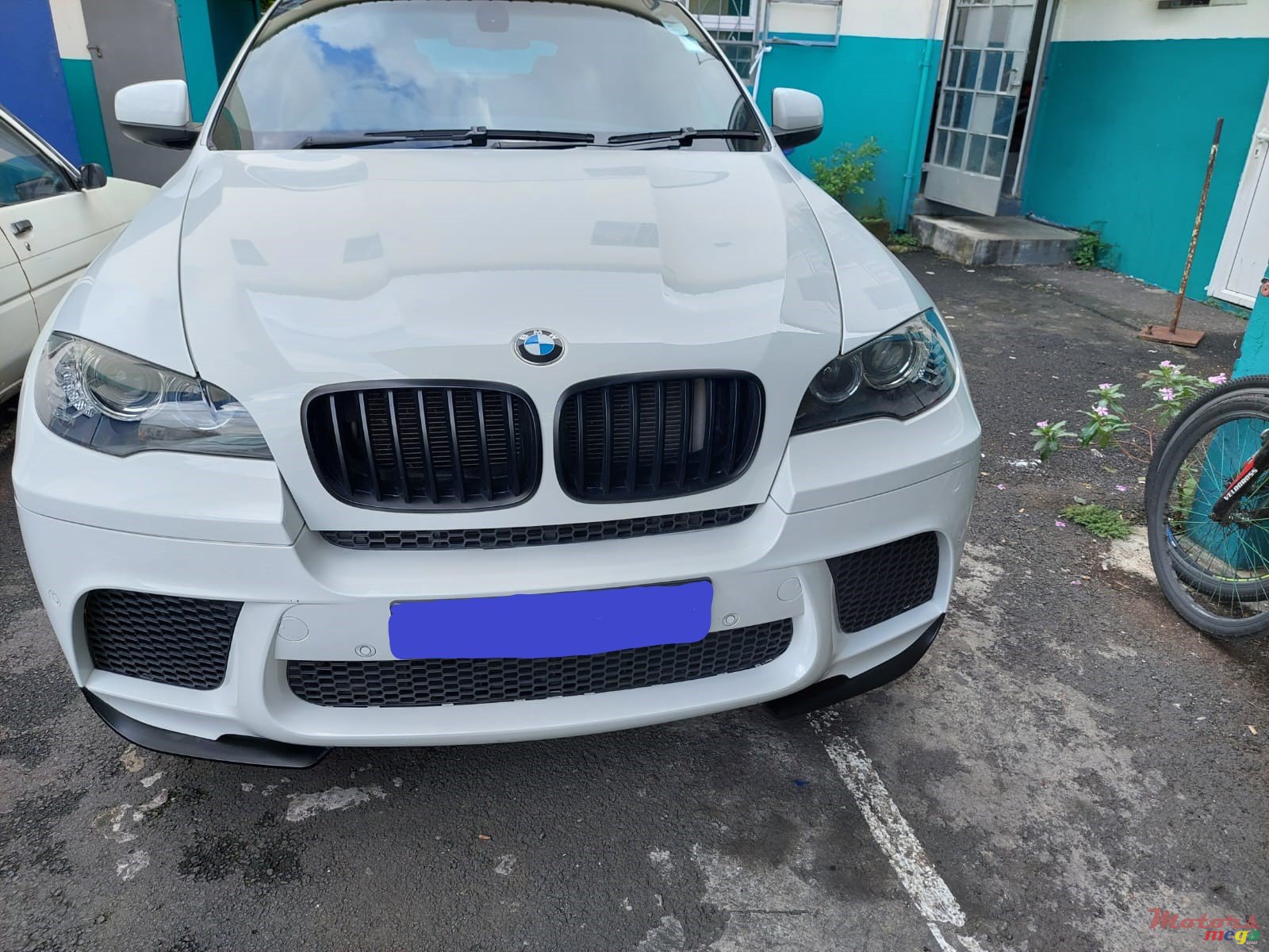 2010' BMW X6 photo #1